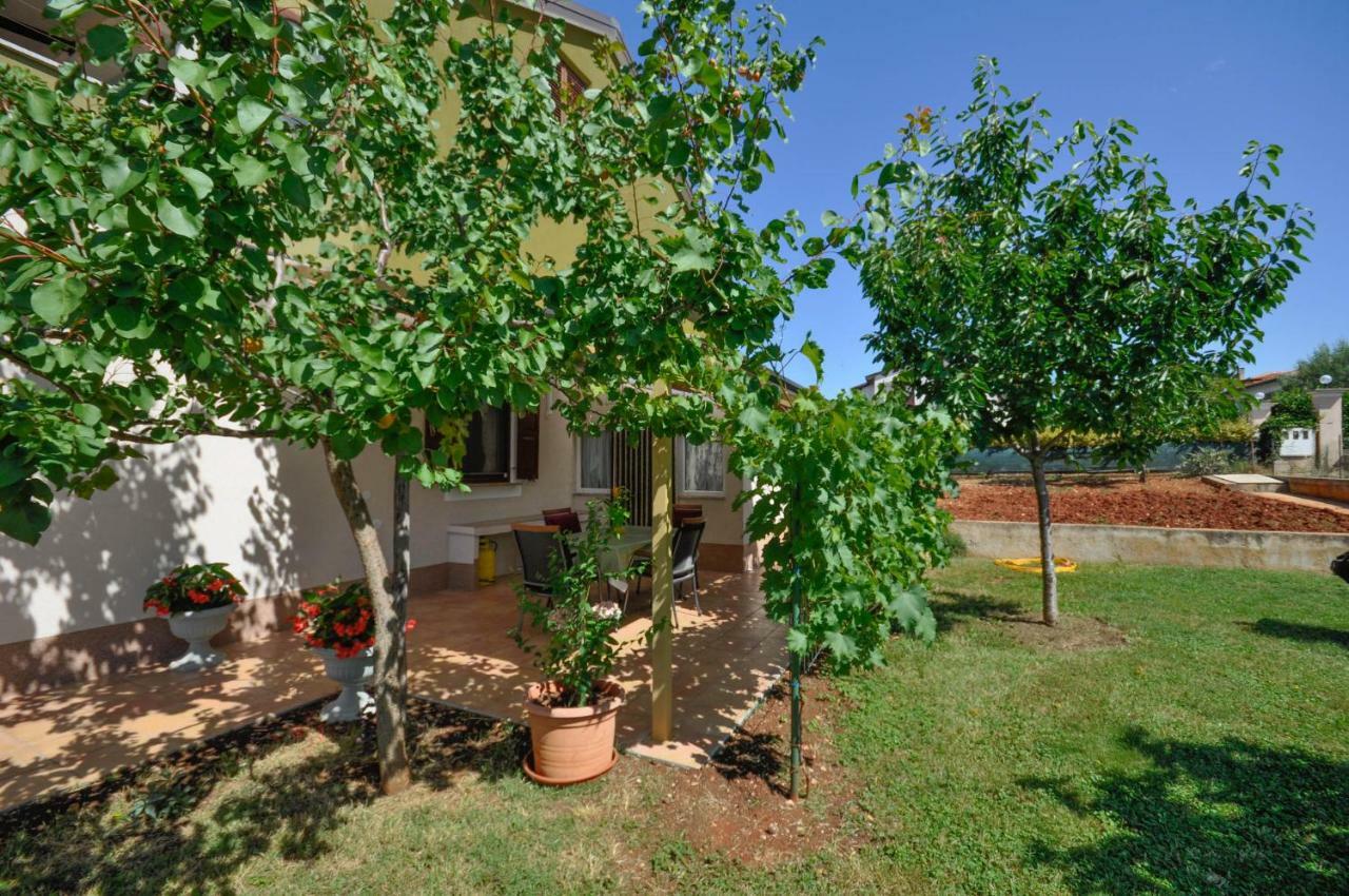 Nevija Appartement Novigrad Istria Buitenkant foto